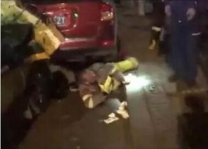 大爷吃瓜新闻视频,笑谈人间百态