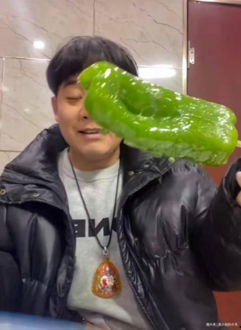 吃瓜网红事件新疆视频,揭秘事件背后真相